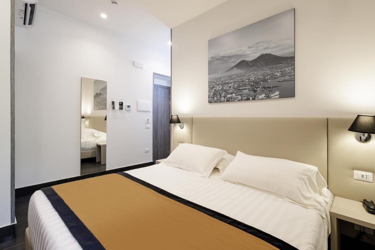 Best Western Hotel Dei Mille Napoli Bagian luar foto